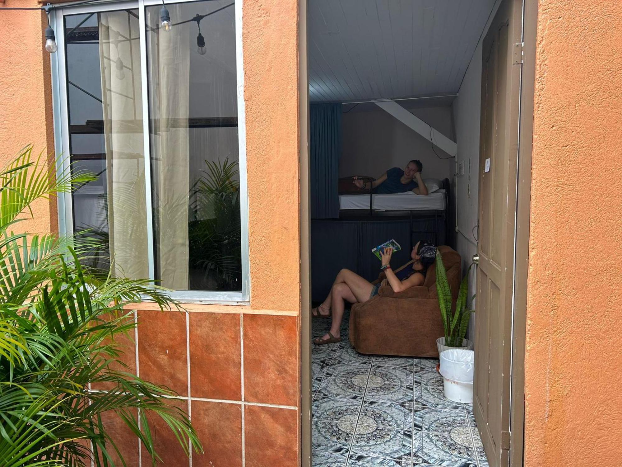 Alpha Arenal Hostel La Fortuna Exterior foto